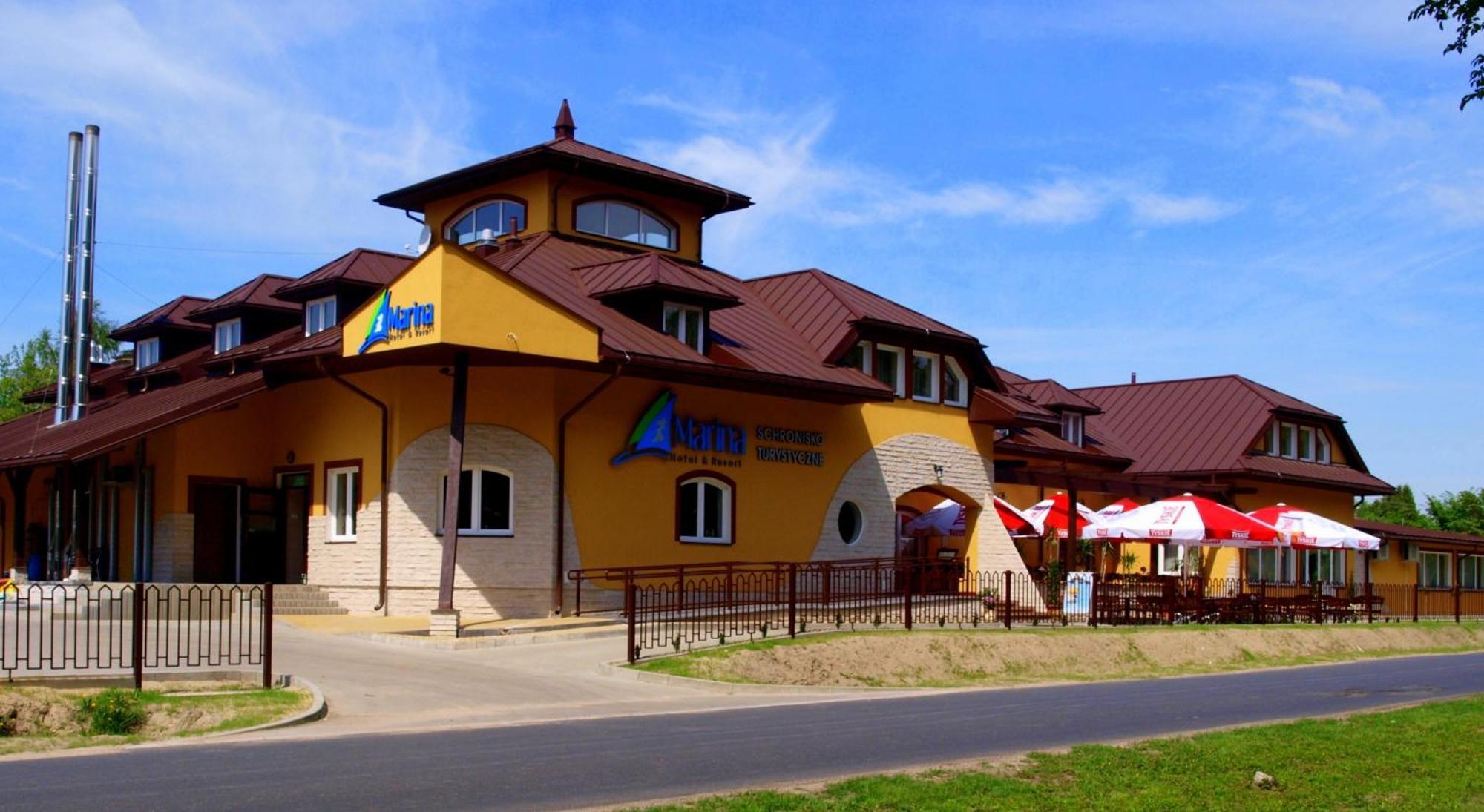 Hotel Marina Nielisz ภายนอก รูปภาพ