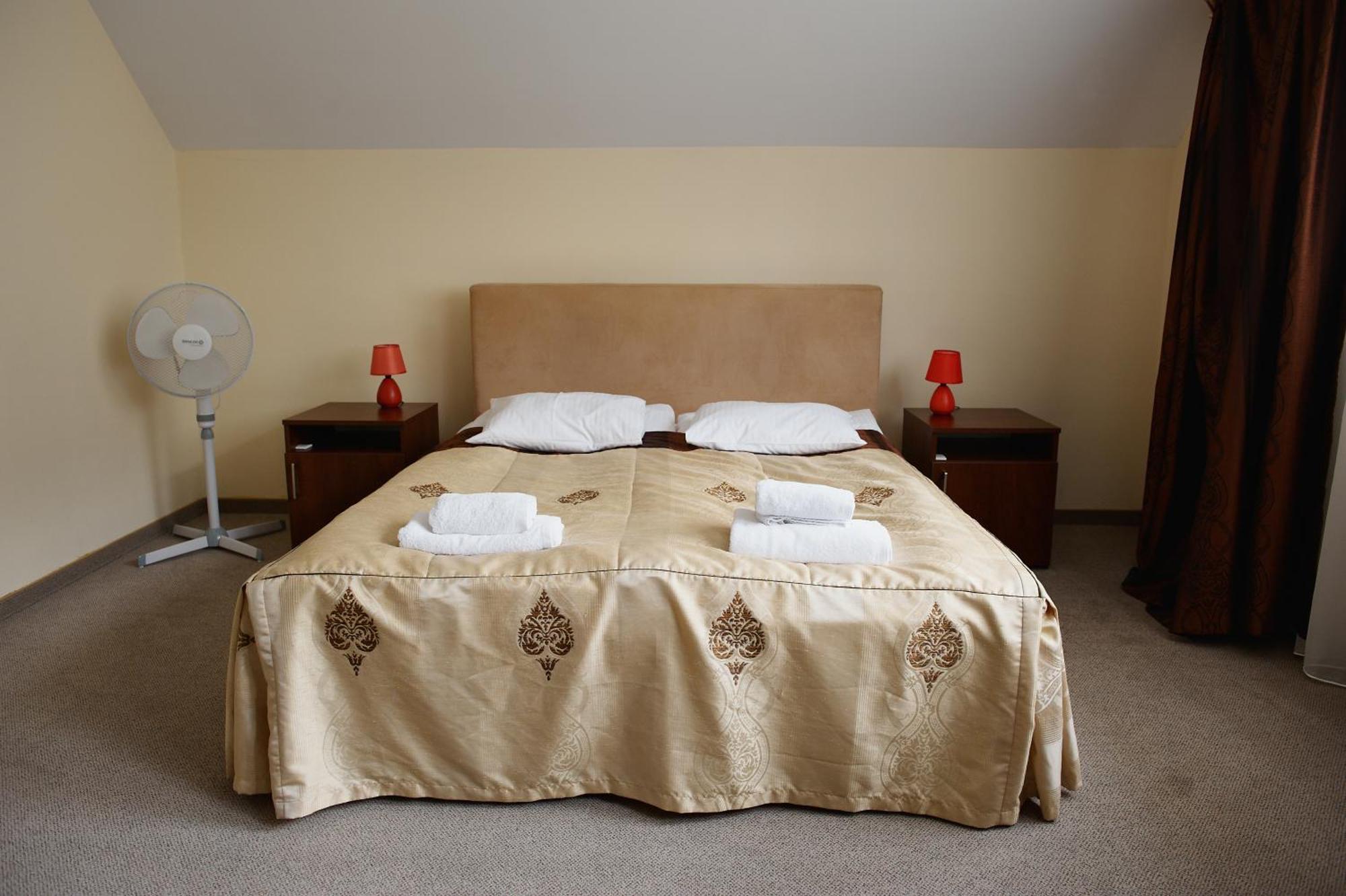 Hotel Marina Nielisz ห้อง รูปภาพ