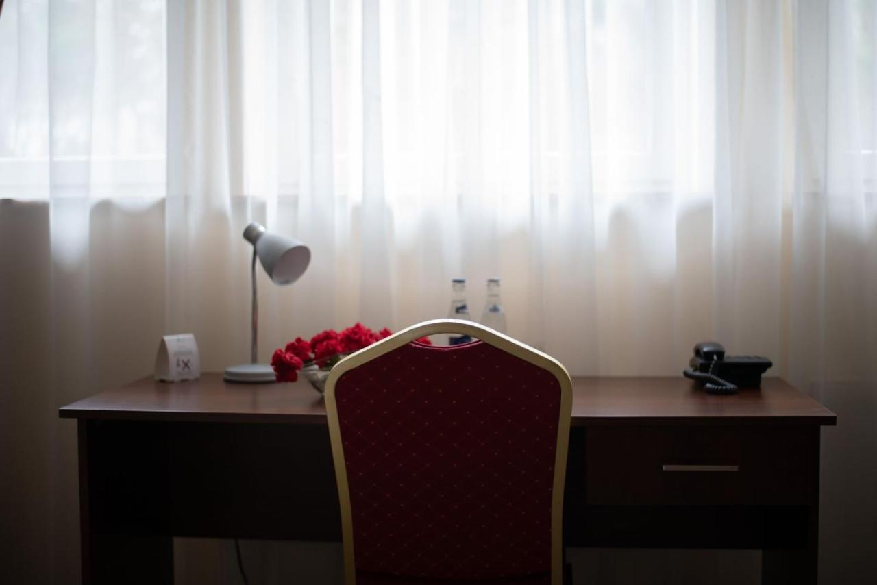 Hotel Marina Nielisz ภายนอก รูปภาพ